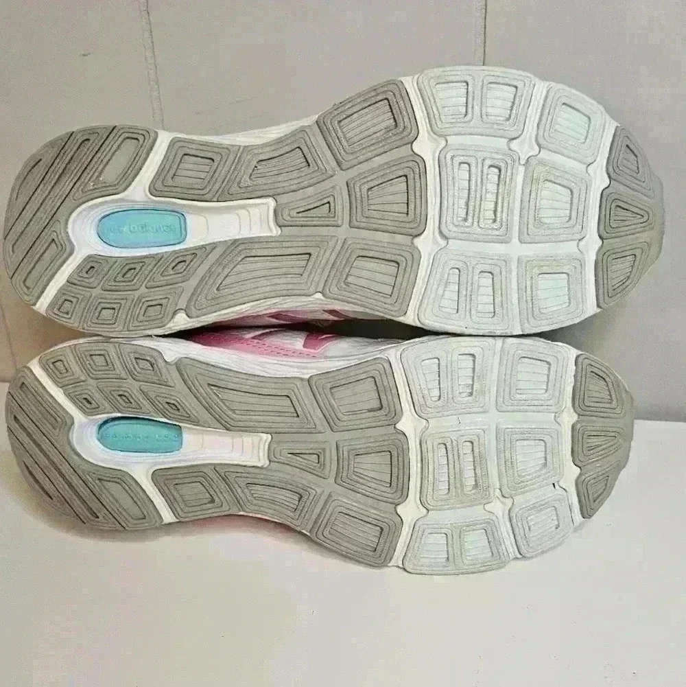 NWOT New Balance Abzorb Gray Pink Teal Sneakers Size 5